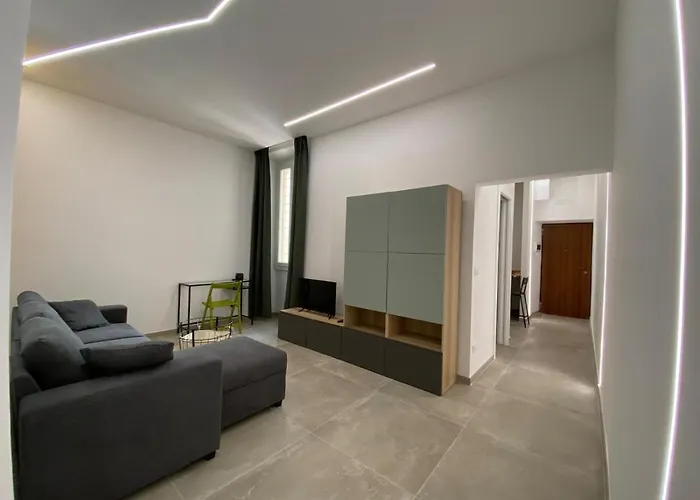 Laura Apartment